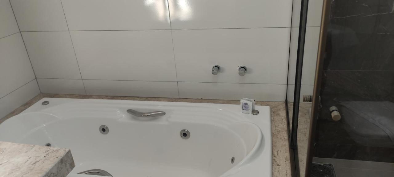 Hotel Esmeralda Verde Teofilo Otoni Ngoại thất bức ảnh